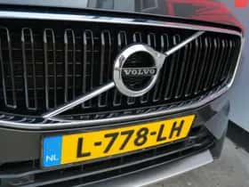 Volvo XC60 (2021) thumbnail 11