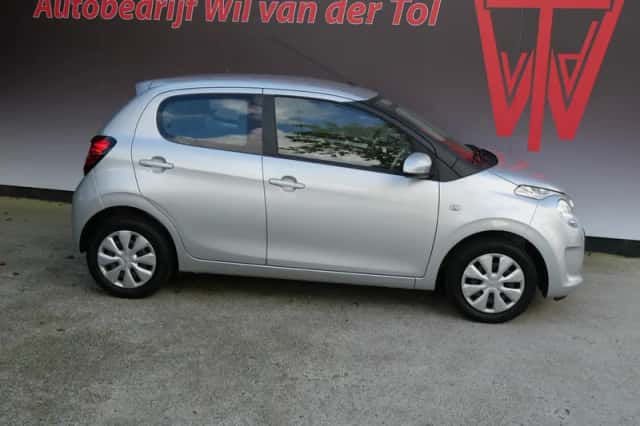 Opel Karl (2018) thumbnail 6