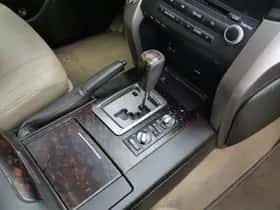 Toyota Land Cruiser (2010) thumbnail 17