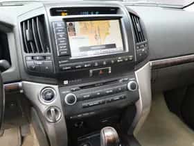 Toyota Land Cruiser (2010) thumbnail 29