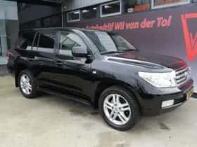 Toyota Land Cruiser (2010) thumbnail 7