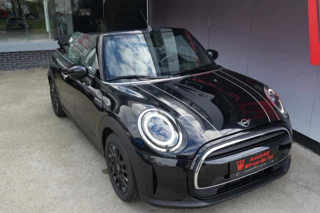 MINI Cooper (2022) thumbnail 4