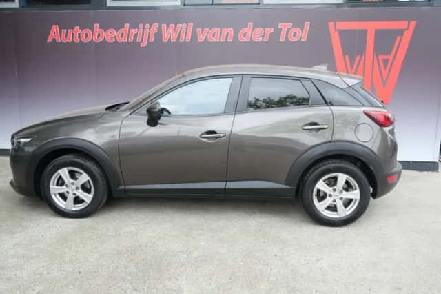 Mazda CX-3 (2017) thumbnail 5
