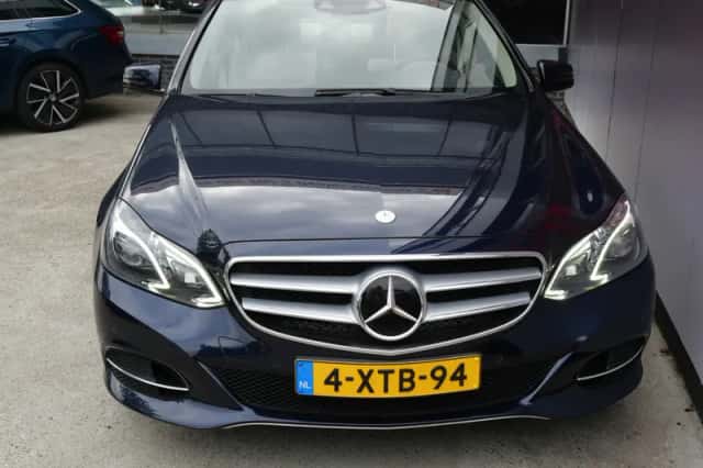 Mercedes-Benz E-Klasse (2014) thumbnail 3
