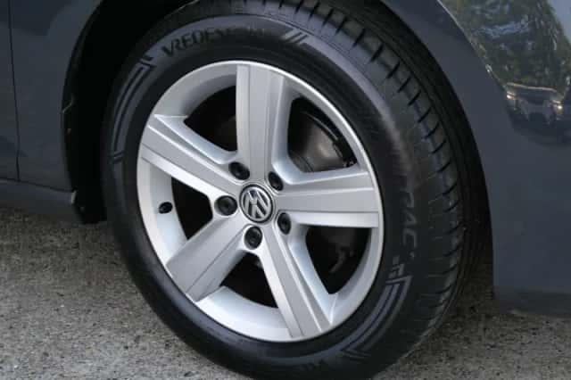 Volkswagen Golf (2014) thumbnail 6