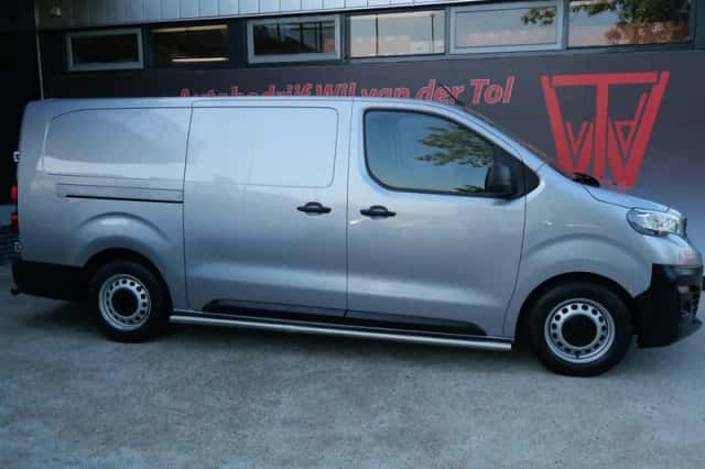 Peugeot E-Expert (2023) thumbnail 1