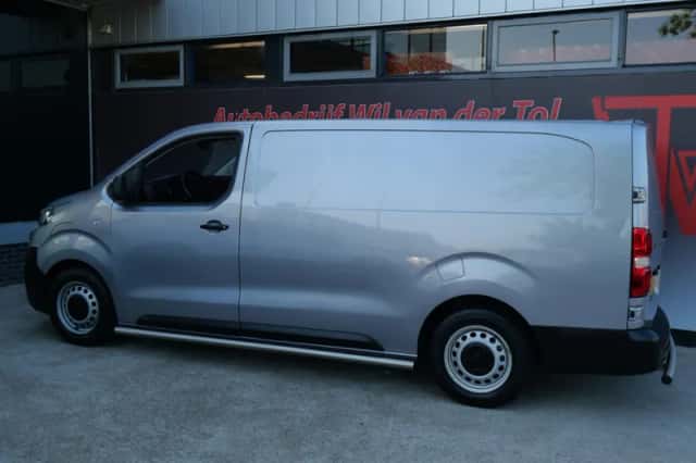 Peugeot E-Expert (2023) thumbnail 5