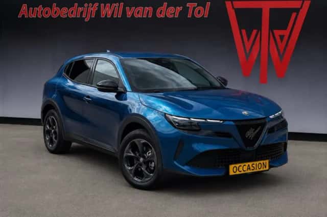 Alfa Romeo Junior (2025) thumbnail 1
