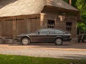 Alfa Romeo GTV (1982) thumbnail 4