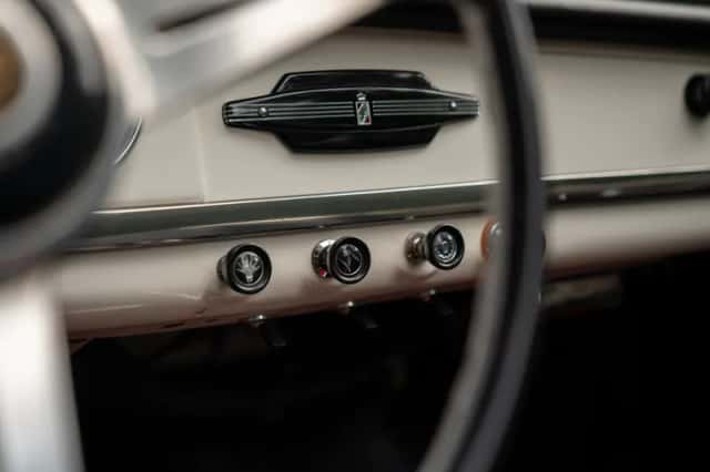 Alfa Romeo Giulia (1965) thumbnail 12