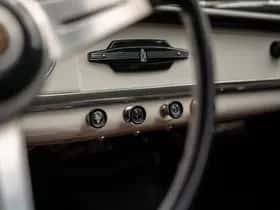 Alfa Romeo Giulia (1965) thumbnail 12
