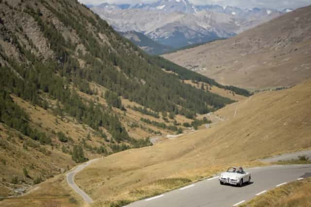 Alfa Romeo Giulia (1965) thumbnail 14