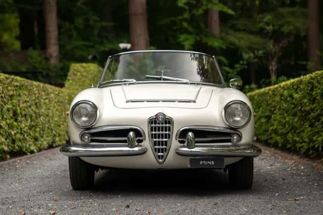 Alfa Romeo Giulia (1965) thumbnail 17