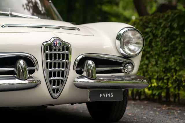 Alfa Romeo Giulia (1965) thumbnail 18