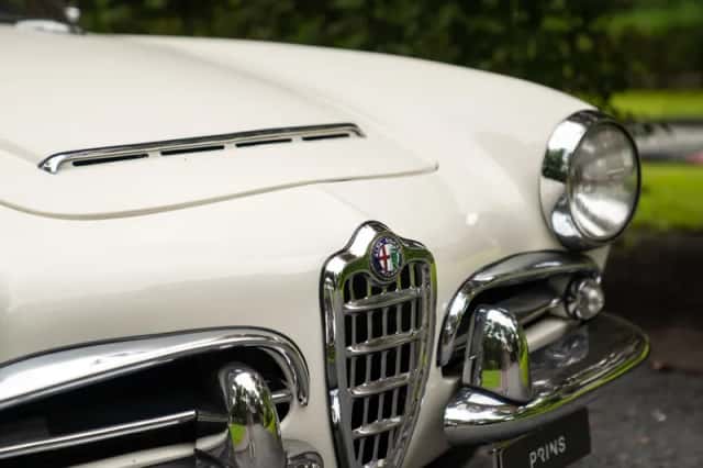 Alfa Romeo Giulia (1965) thumbnail 19