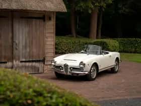 Alfa Romeo Giulia (1965) thumbnail 25
