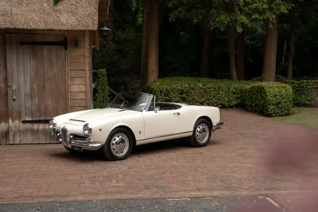 Alfa Romeo Giulia (1965) thumbnail 26