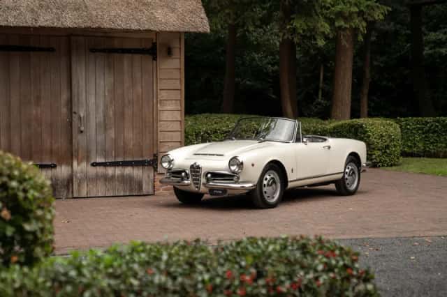 Alfa Romeo Giulia (1965) thumbnail 27
