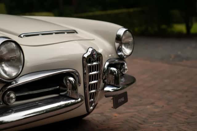 Alfa Romeo Giulia (1965) thumbnail 35