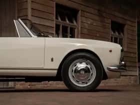 Alfa Romeo Giulia (1965) thumbnail 39