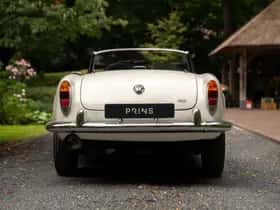 Alfa Romeo Giulia (1965) thumbnail 5