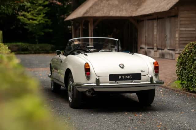 Alfa Romeo Giulia (1965) thumbnail 41