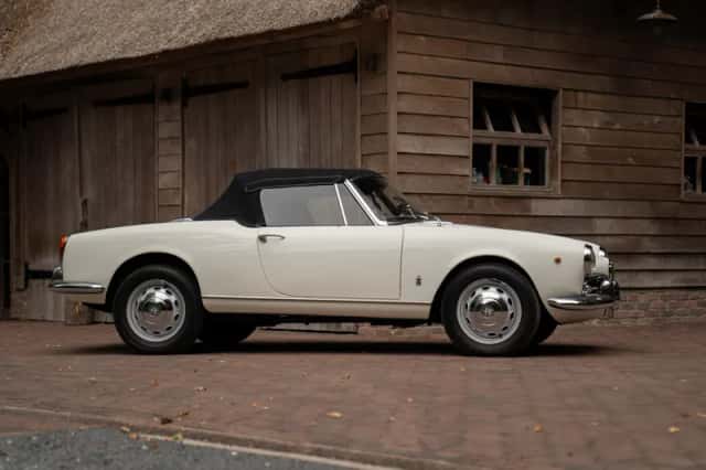 Alfa Romeo Giulia (1965) thumbnail 46