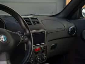 Alfa Romeo 147 (2003) thumbnail 27