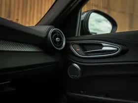 Alfa Romeo Giulia (2025) thumbnail 33