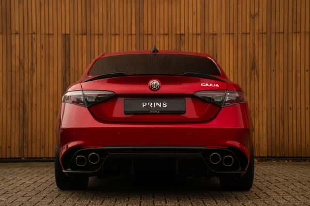 Alfa Romeo Giulia (2025) thumbnail 5