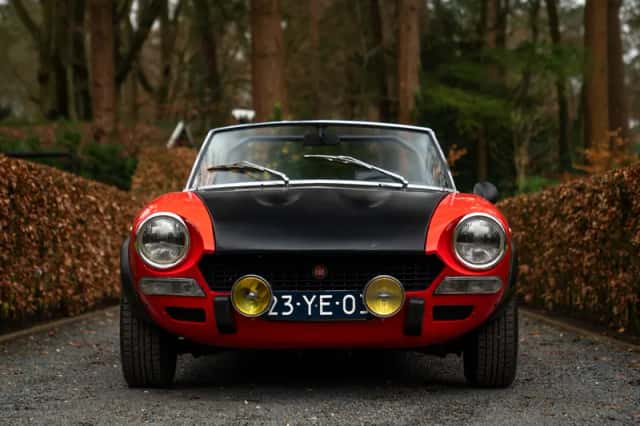 Fiat 124 Spider Abarth (1973) thumbnail 2