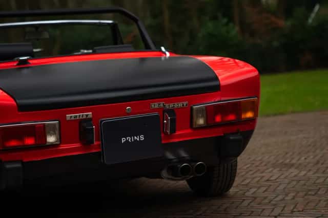 Fiat 124 Spider Abarth (1973) thumbnail 30