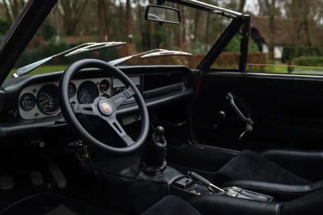 Fiat 124 Spider Abarth (1973) thumbnail 7