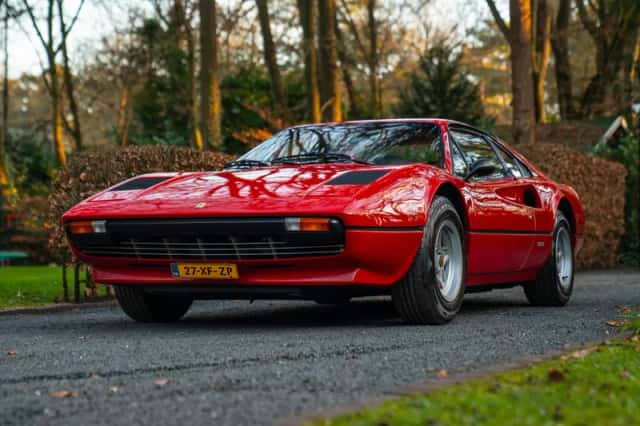 Ferrari 208 GTB (1981) thumbnail 3