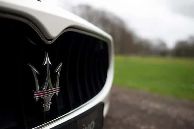 Maserati Quattroporte (2011) thumbnail 18