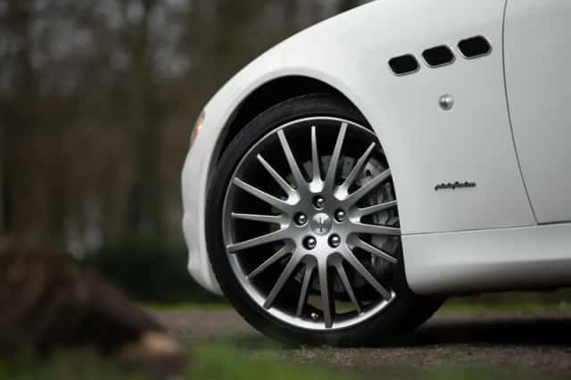 Maserati Quattroporte (2011) thumbnail 25