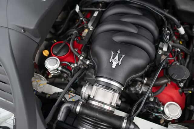 Maserati Quattroporte (2011) thumbnail 38