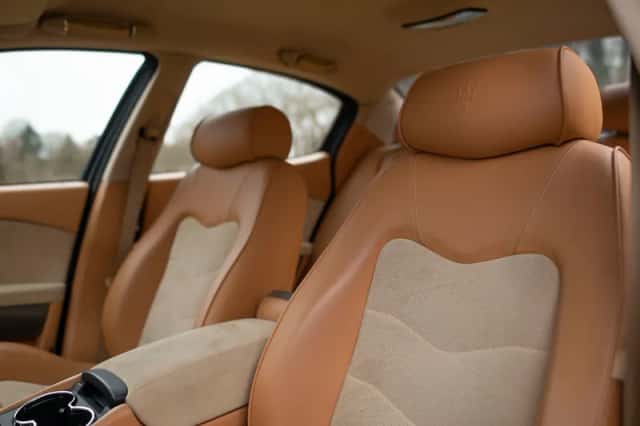 Maserati Quattroporte (2011) thumbnail 8