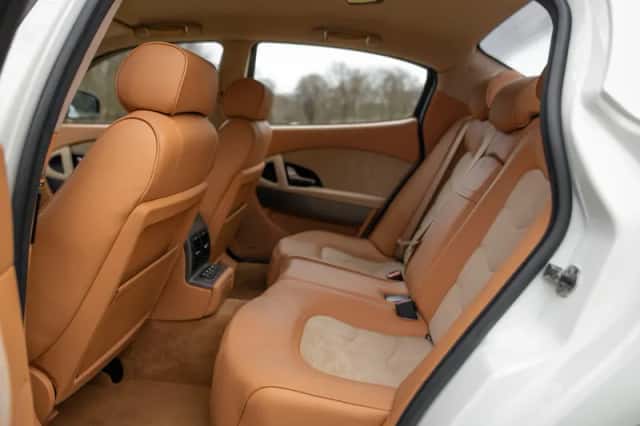 Maserati Quattroporte (2011) thumbnail 9