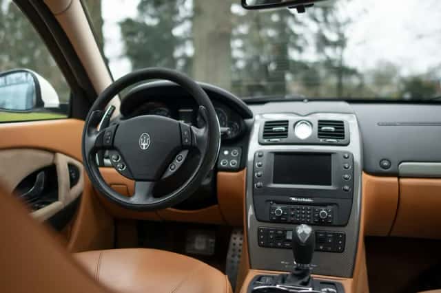 Maserati Quattroporte (2011) thumbnail 10