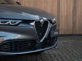 Alfa Romeo Tonale (2023) thumbnail 14
