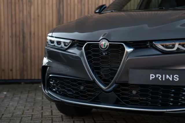 Alfa Romeo Tonale (2023) thumbnail 17