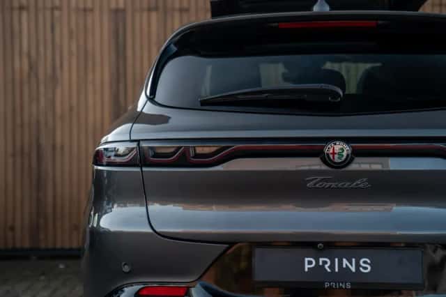 Alfa Romeo Tonale (2023) thumbnail 24