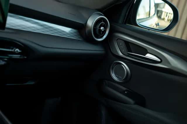 Alfa Romeo Tonale (2023) thumbnail 30