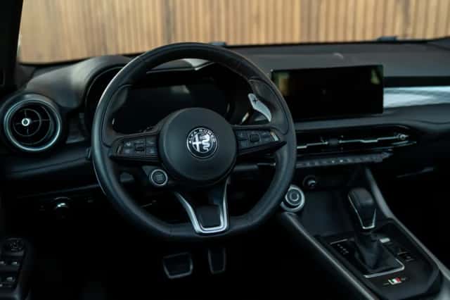 Alfa Romeo Tonale (2023) thumbnail 10