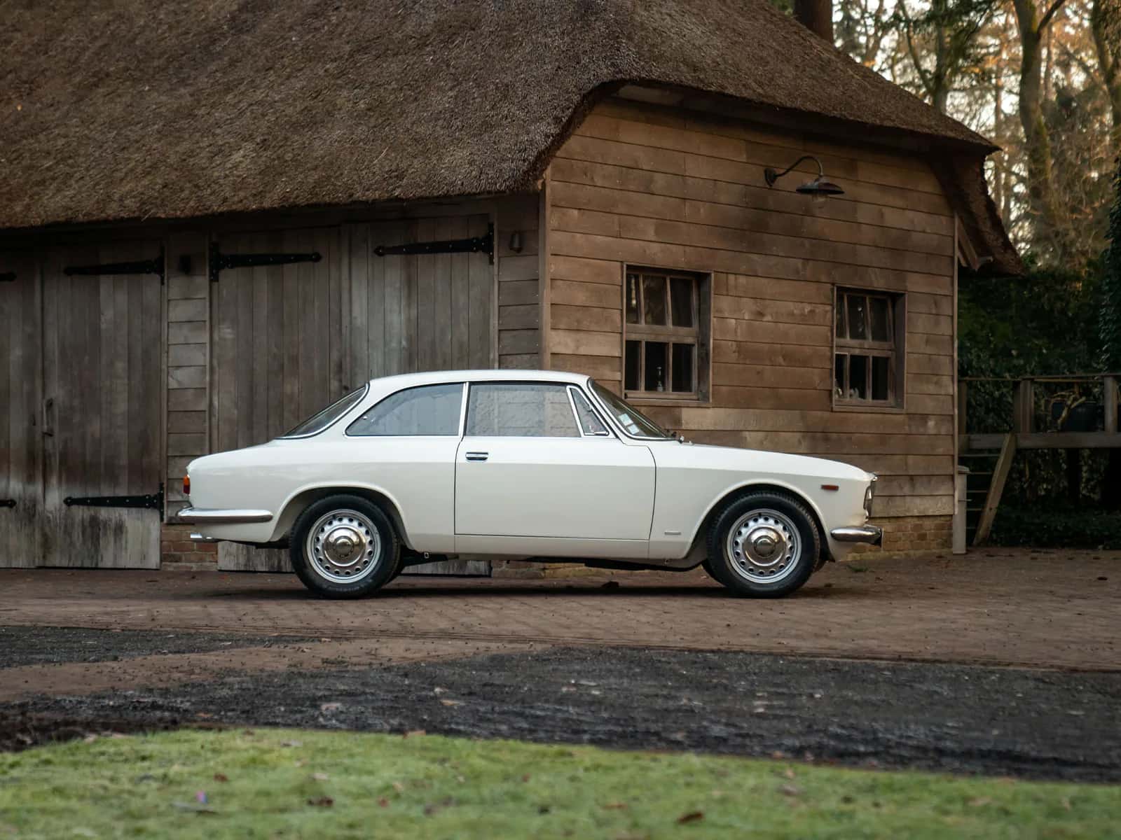 Alfa Romeo GT (1967) — foto 1