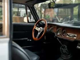 Alfa Romeo GT (1967) thumbnail 11