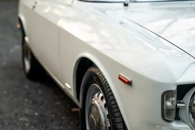 Alfa Romeo GT (1967) thumbnail 23