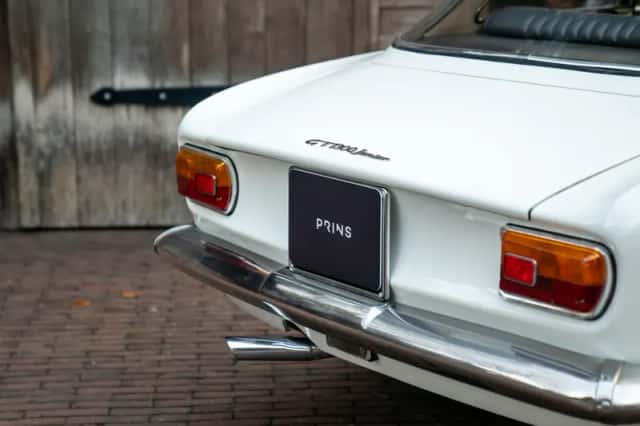Alfa Romeo GT (1967) thumbnail 33