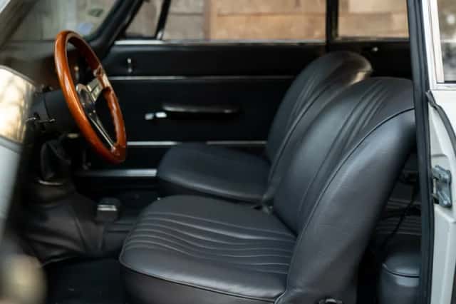 Alfa Romeo GT (1967) thumbnail 36